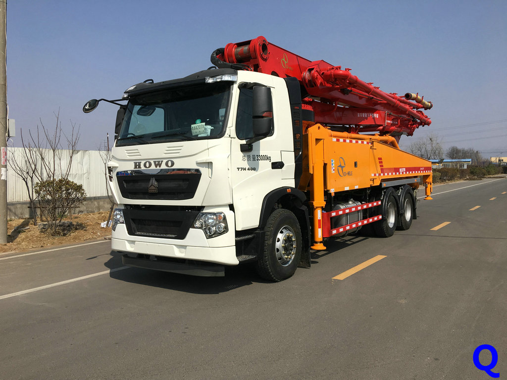 小型混凝土泵車，天泵，混凝土泵車，小型泵車